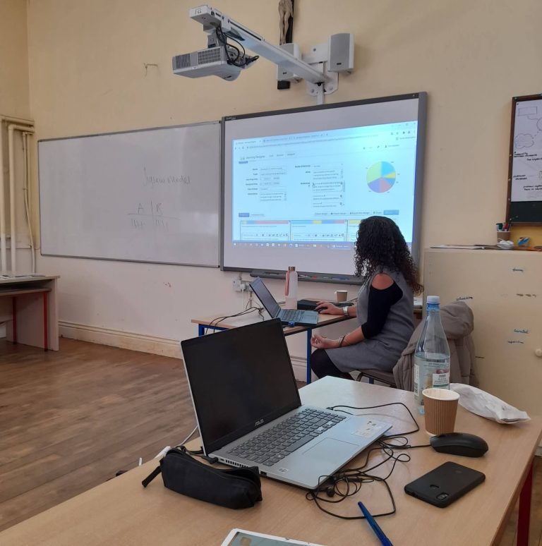 Στο Ευρωπαϊκό Πρόγραμμα ERASMUS+ ΚΑ1 το 5ο Δημοτικό σχολείο Ηλιούπολης