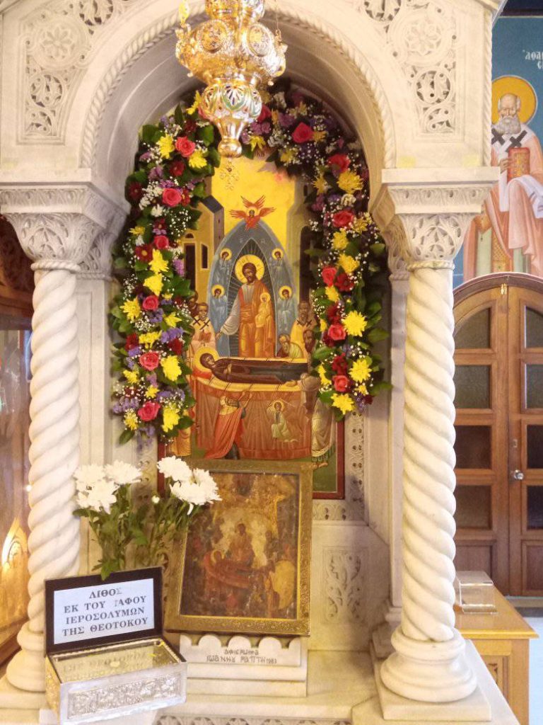 Το «Πάσχα του καλοκαιριού» ο Δεκαπενταύγουστος, είναι αφιερωμένος στην Παναγία και εορτάζεται με ιδιαίτερη λαμπρότητα και στην Ηλιούπολη.