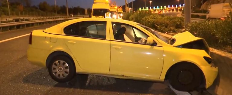 Νεκρή 29χρονη οδηγός  από μετωπική σύγκρουση στην περιφερειακή Υμηττού.