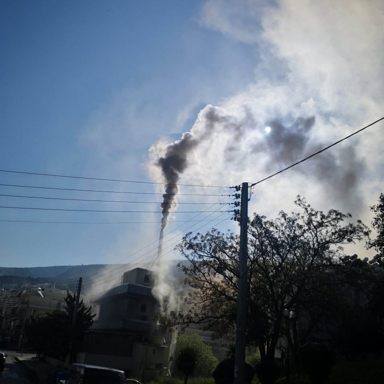 Πυρκαγιά Σε Ψαροταβέρνα Στην Ηλιούπολη