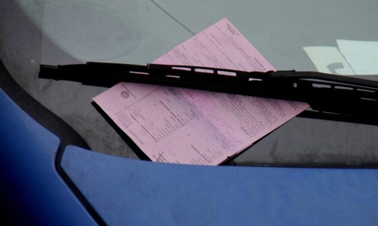 Οι Δήμοι χάνουν τα έσοδα από πρόστιμα Κ.Ο.Κ. – Το έσοδο απευθείας στο κράτος